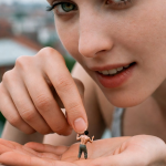 giantess going to the city